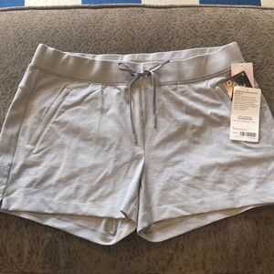NWT Athleta Striped Modern Metro Shortie L